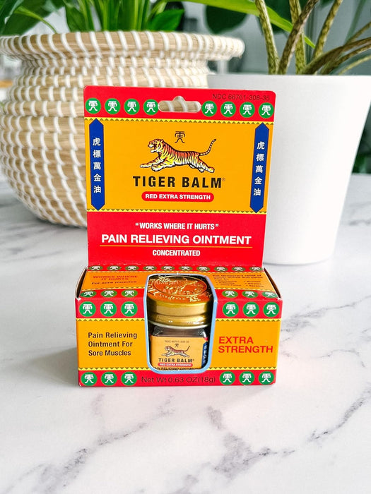 Tiger Balm Pain Relieving Ointment, Extra Strength, 0.63 Ounce, Cinnamon Yellow (Pack of 1)